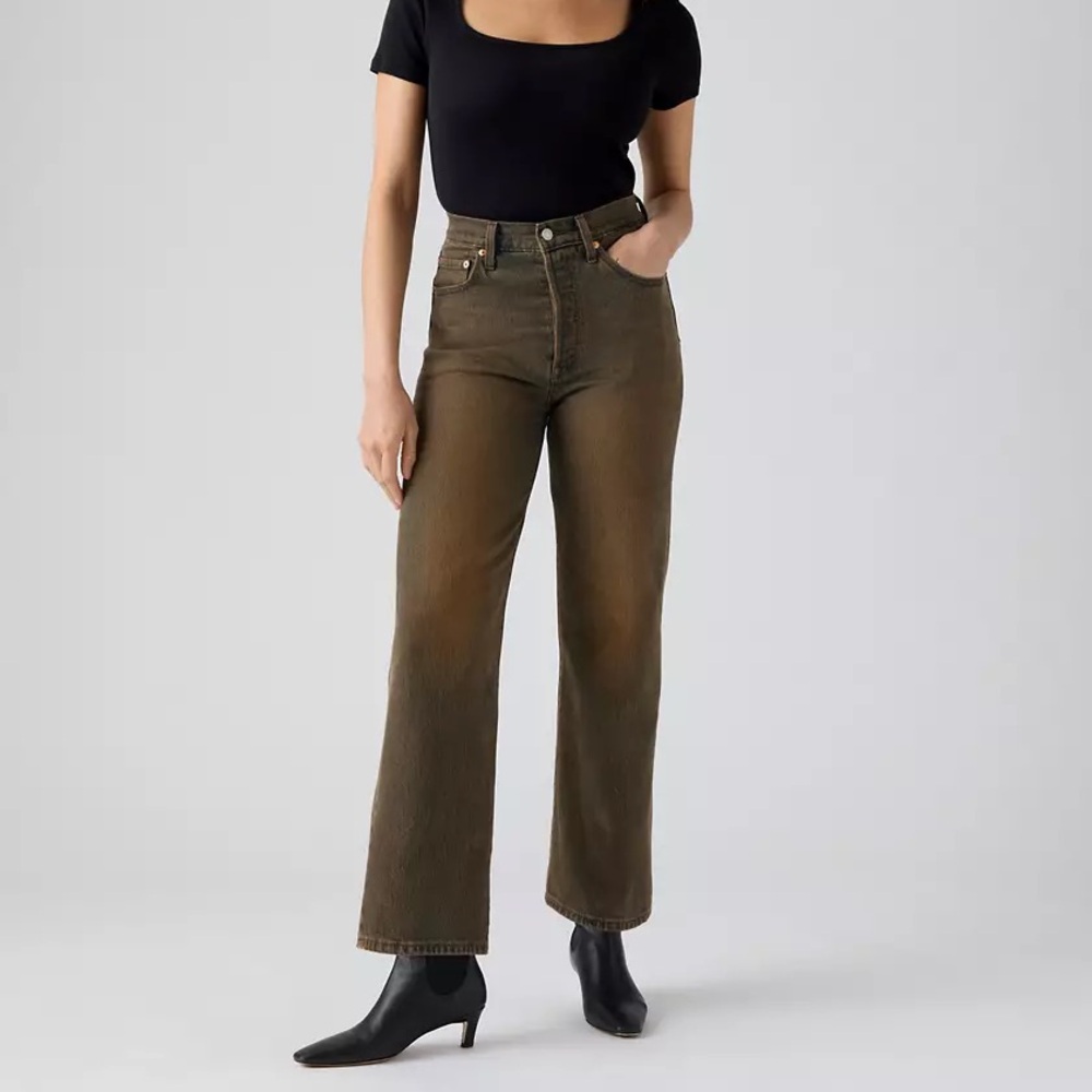 Levi's Women's Ribcage Straight Ankle Jeans in Brown